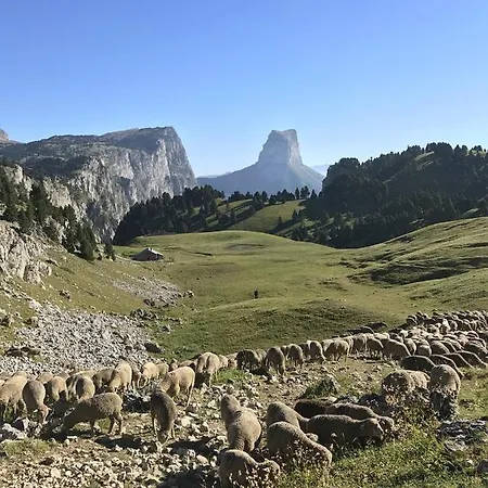 Vercors En , D'hotes De Charme, Climatisees